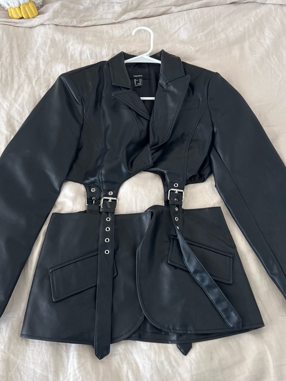 Black Faux Leather Cutout Belted Jacket - Forever 21
